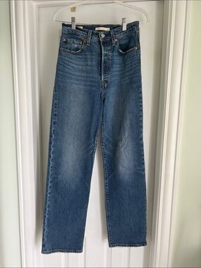 Women’s Levi’s Straight-Leg Jeans